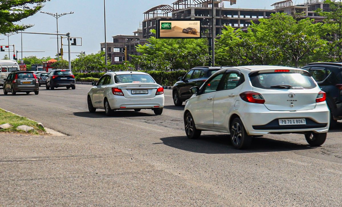 Mohali Citi Centre Facing Mohali C1